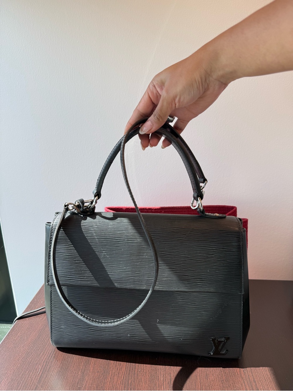 Louis Vuitton Epi Cluny MM Black
